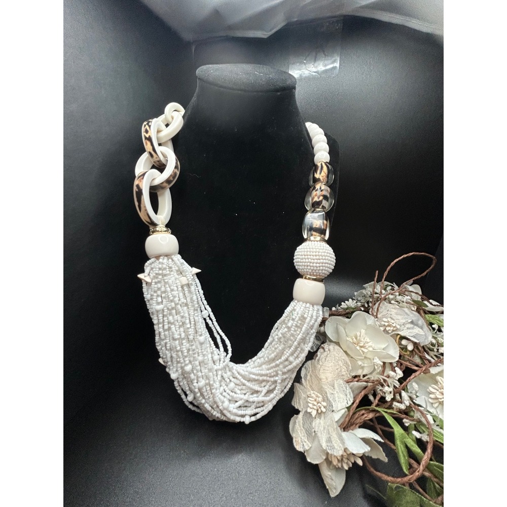 Chico's Boho Coastal Grandma Statement Necklace White Seed Bead Leopard Link Bib